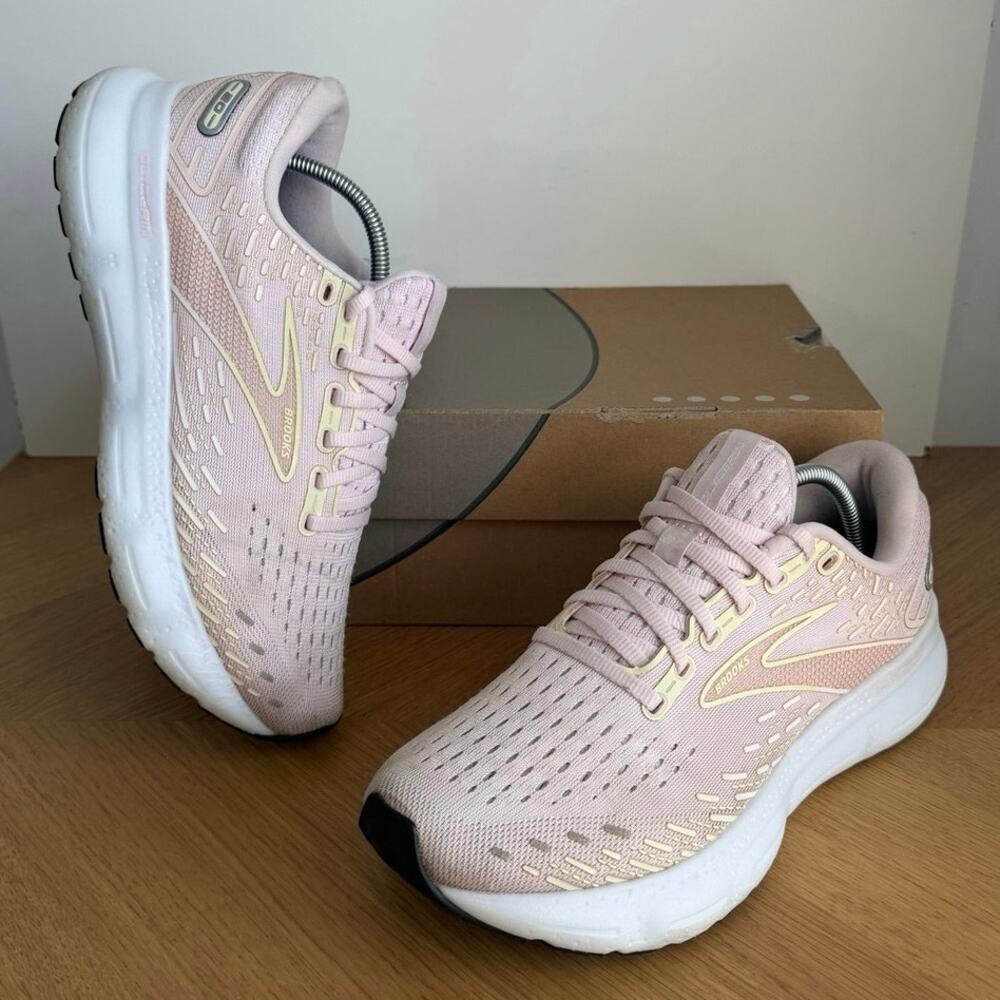 Brooks Glycerin 20 ‘Soft Pink’ Women Running Sneakers- SZ 8.5